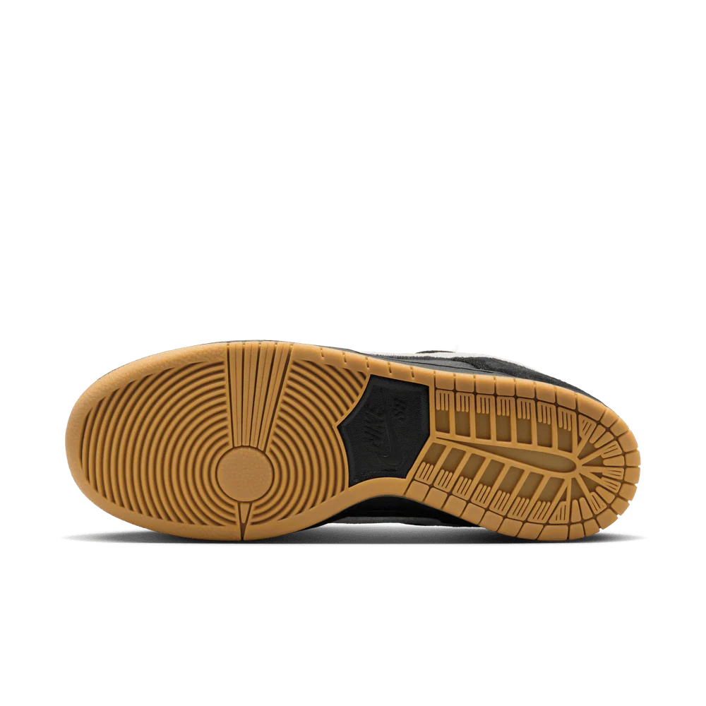 Nike Dunk SB Dunk Low Pro Black/White/Gum - Image 7